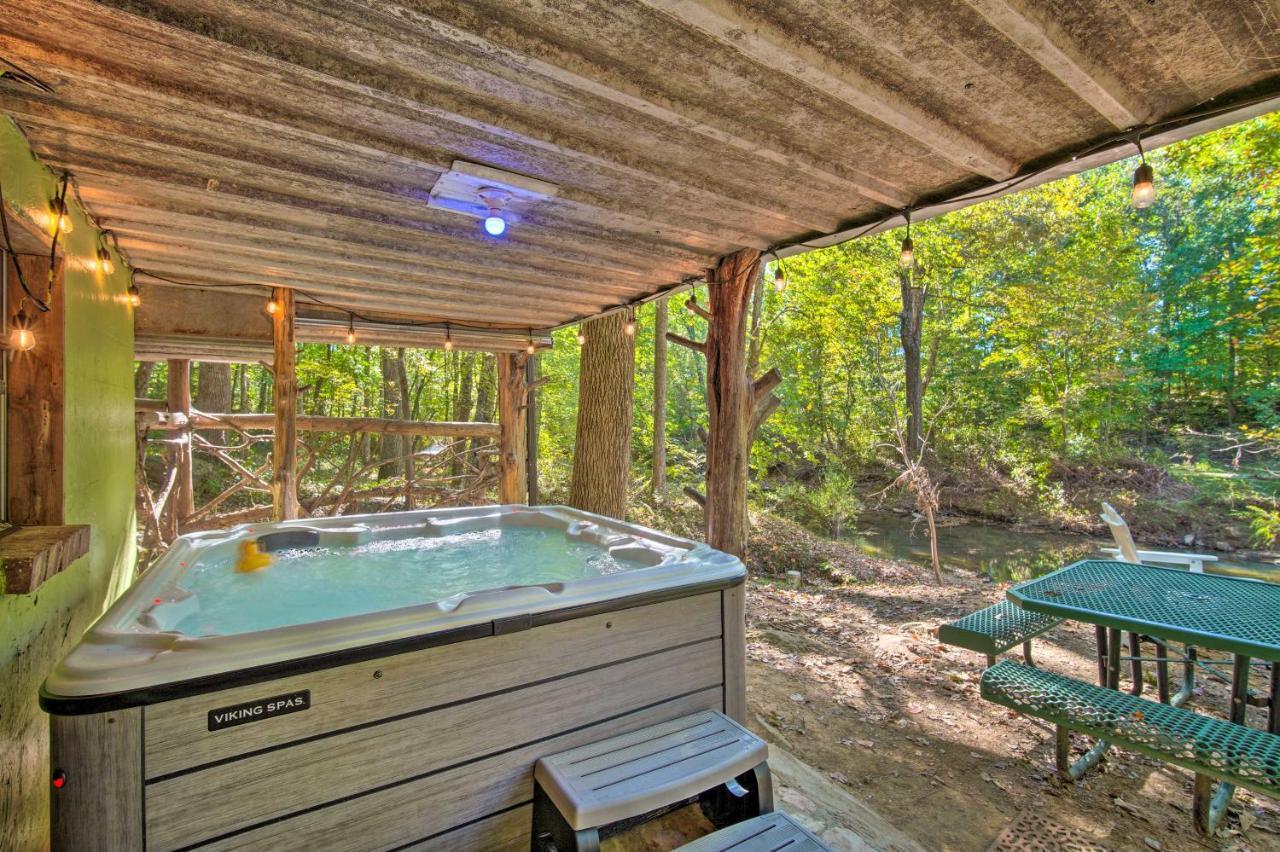 The Treehouse Cabin Creekside Home With Hot Tub! Summerville Exterior photo